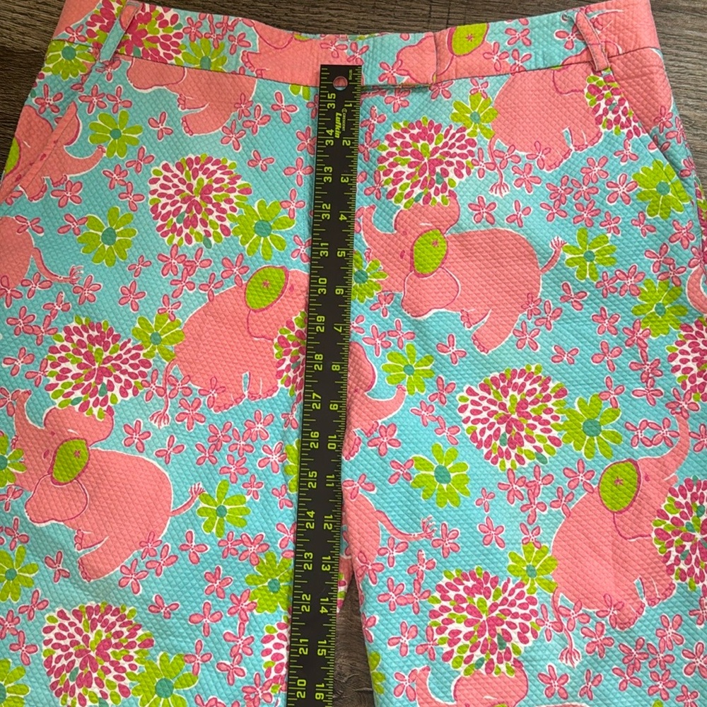 Lily Pulitzer Vintagd Elephant Print Capri Pants size 12 94% cotton 6% Spandex. - Picture 10 of 14